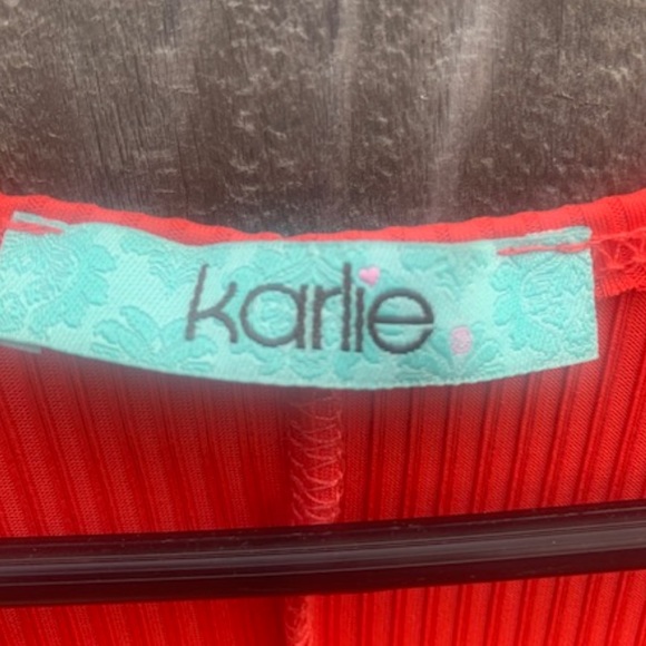 Red modern dress medium Karlie - Picture 4 of 4